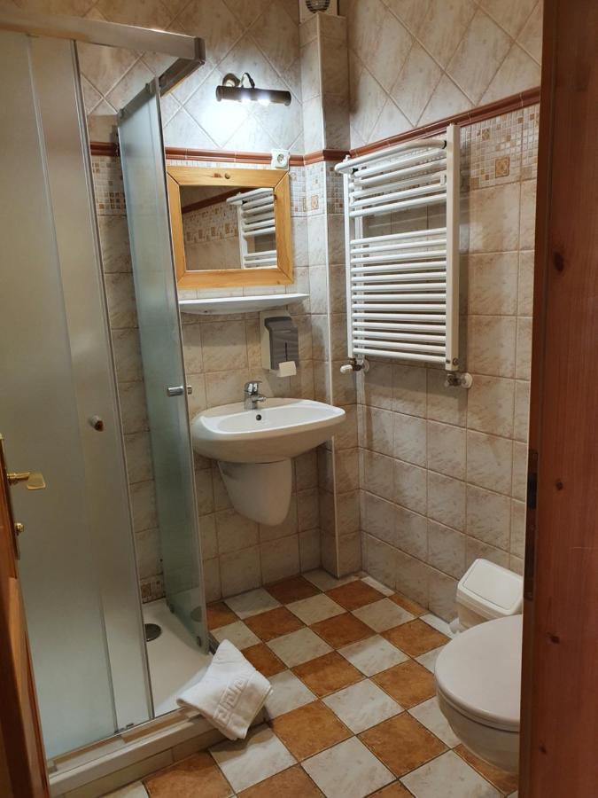 Bozi Rozi Panzio Hotell Fertőboz Eksteriør bilde